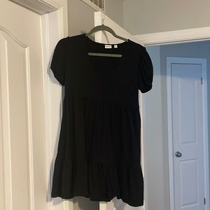 ARITZIA BLACK SUMMER DRESS